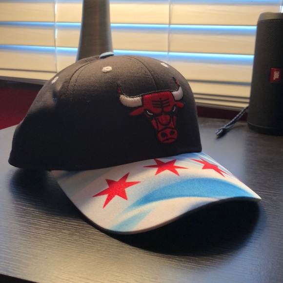 Chicago Bulls Baseball Cap - Authentic - Picture 7 of 7